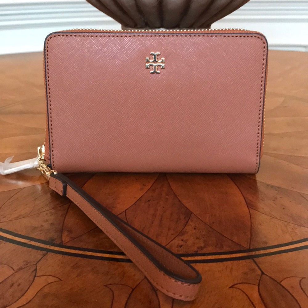 NWOT-Tory Burch Robinson Wristlet/Wallet
